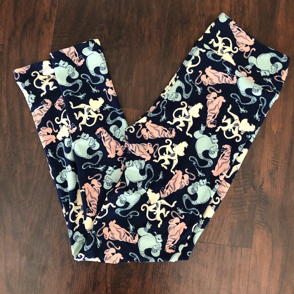 SOLD LuLaRoe OS Leggings Disney Aladdin